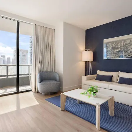 2012 New Apt With Pool And Gym In Front Of Kaseya Center